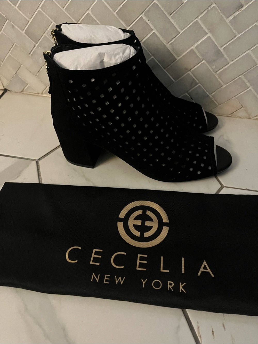 CECELIA NEW YORK Black Perforated Peep-Toe Block Heel Mules